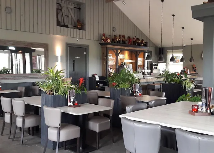 Chalet Camping De Peelpoort 2 *